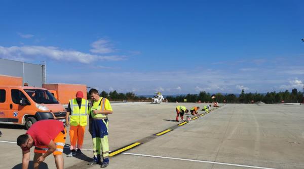 MARCAJE AEROPORTUARE - AEROPORTUL INTERNATIONAL 